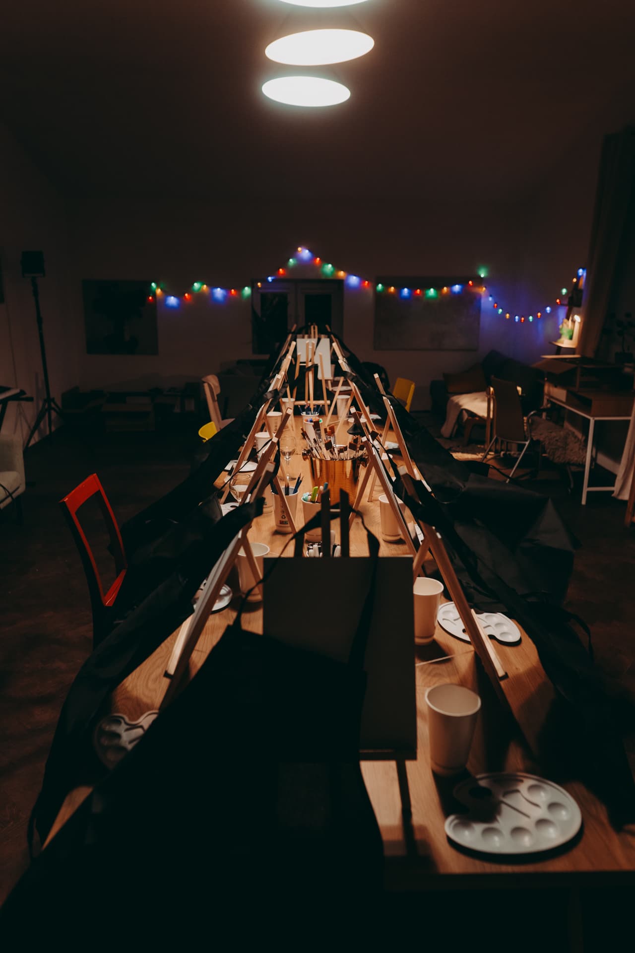 Workshop atmosphere with brushes